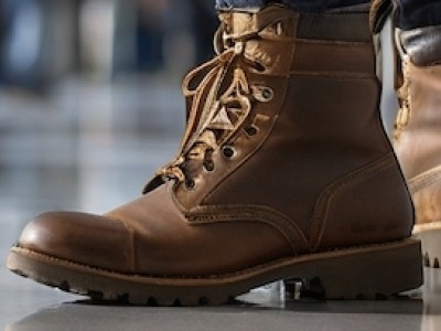 Can You Wear Steel Cap Boots on an Airplane?